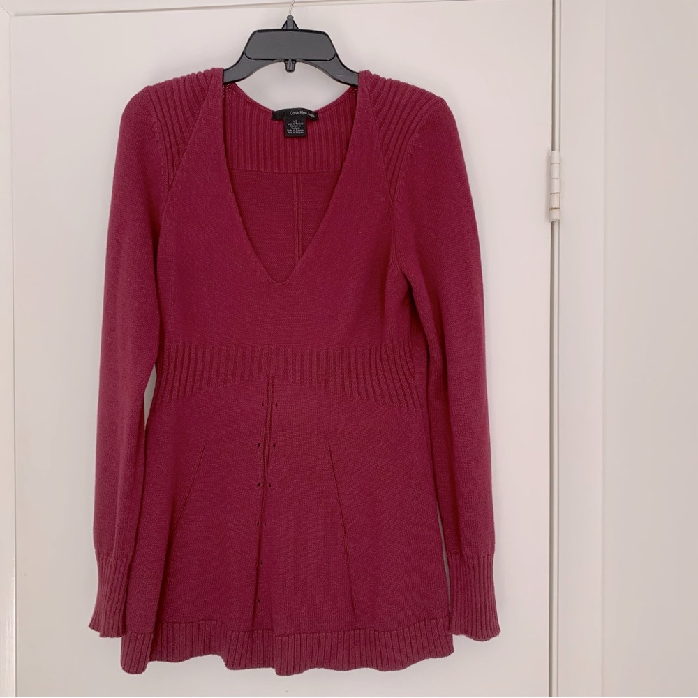 Calvin Klein. Sweater. Red. V neck. Large. Soft. Warm.